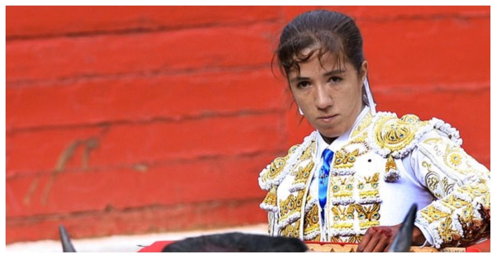 Grisly moment female bullfighter seriously regrets going face-to-face with angry bull