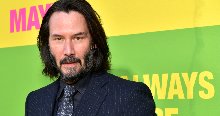 Keanu Reeves bought an ice cream just to sign the receipt for a fan
