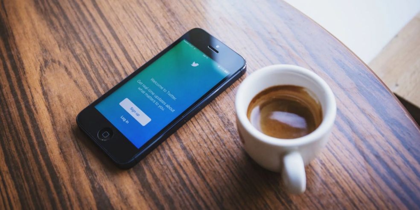 Boss accidentally turns herself into a potato during video meeting