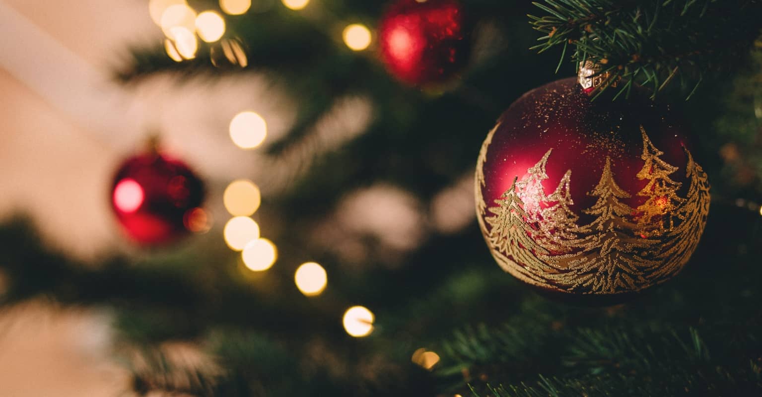 Mom defends decision to buy daughter, 3, $1,000 worth of presents - but only a few for her son