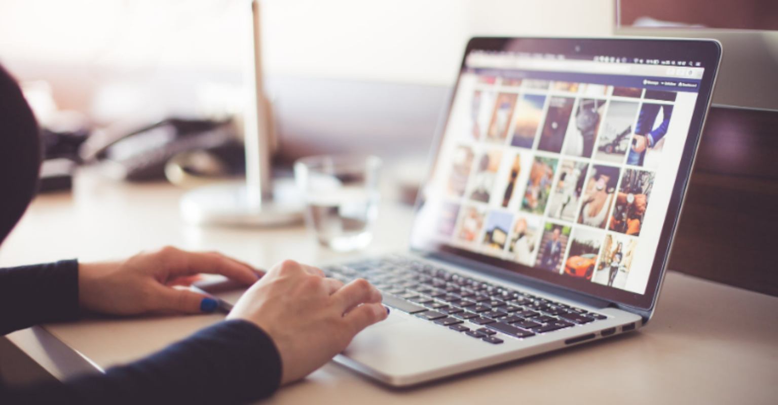 Woman divides the internet with the 'toxic' way she keeps tabs on men