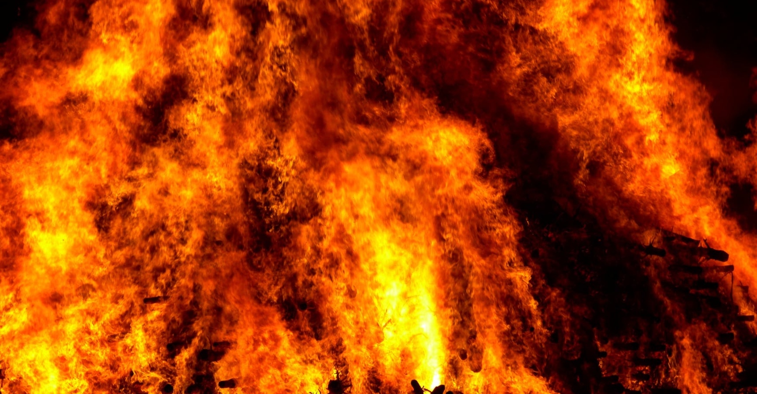 Hero driver saves 25 children before bus is engulfed in flames