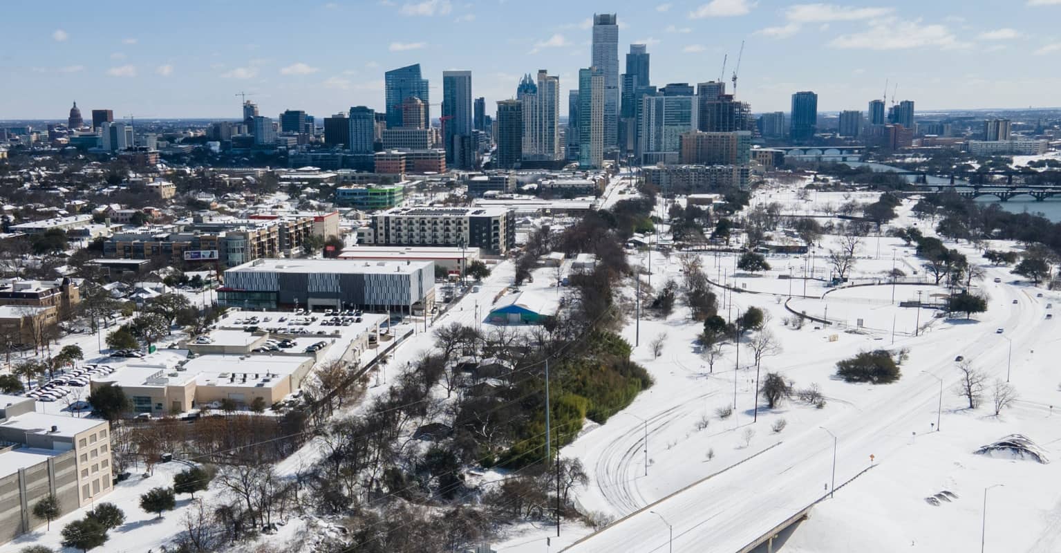 Incredible pictures show how Texas is dealing with freezing temperatures
