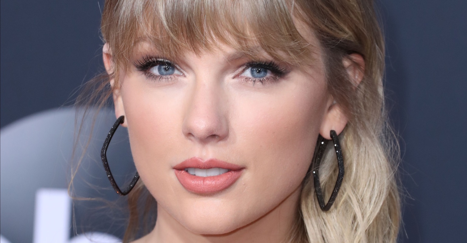 Taylor Swift and her mom donate $50,000 to widowed mom who lost husband to Covid-19