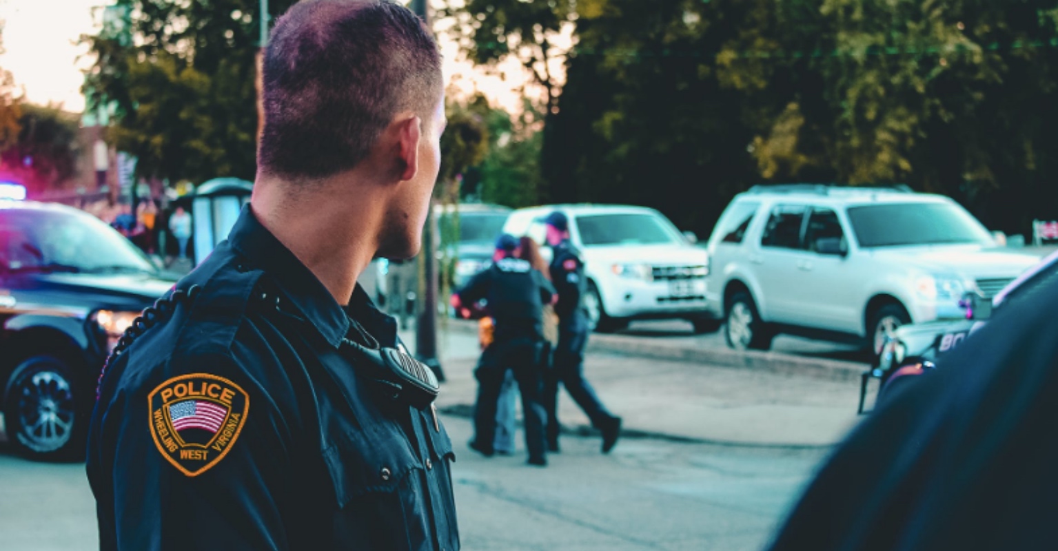 Police dog celebrated for capturing suspect in fatal shooting and $100,000 robbery