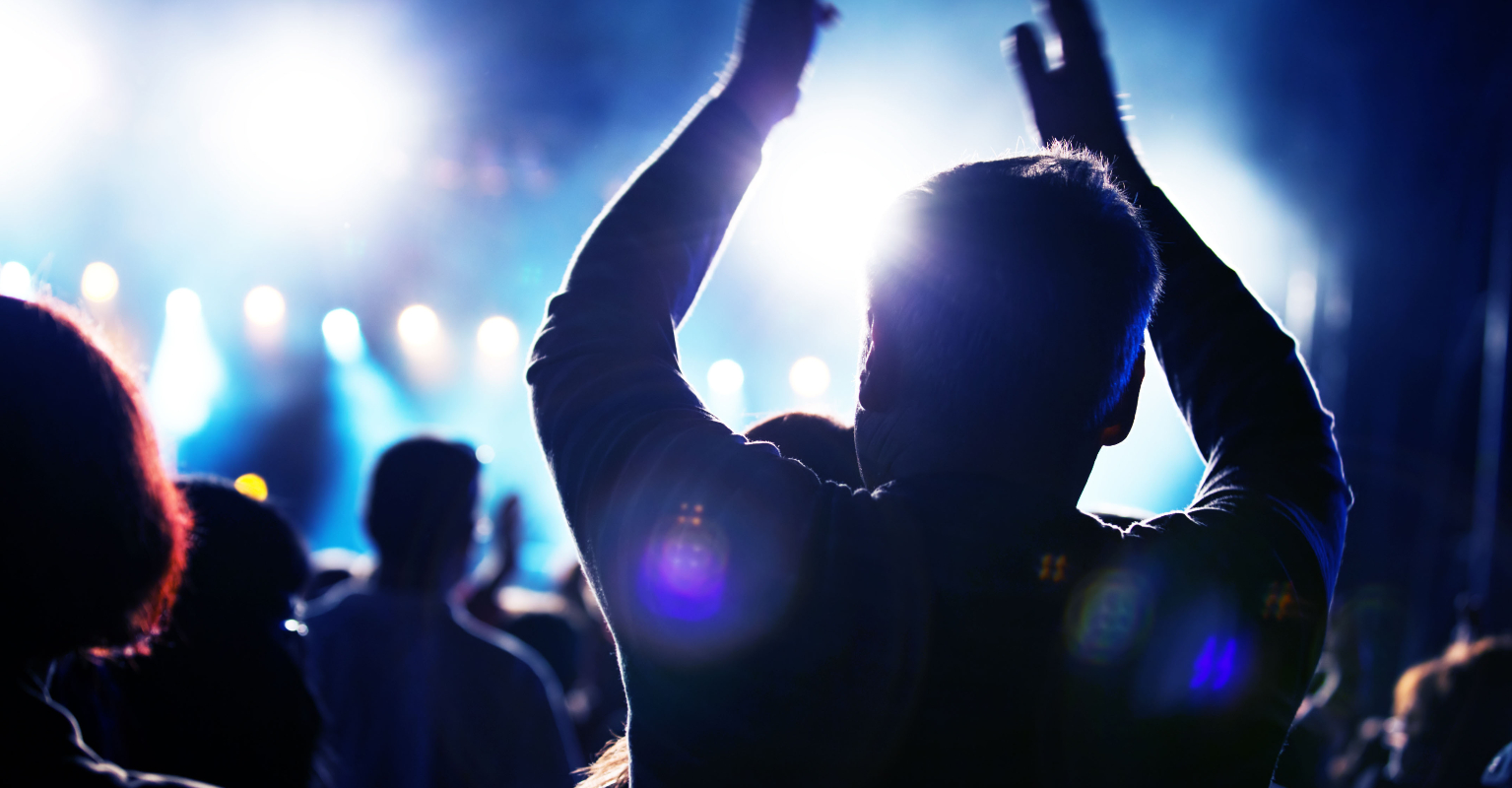 Concert charging $18 per ticket if guests are vaccinated, $1000 if they're not