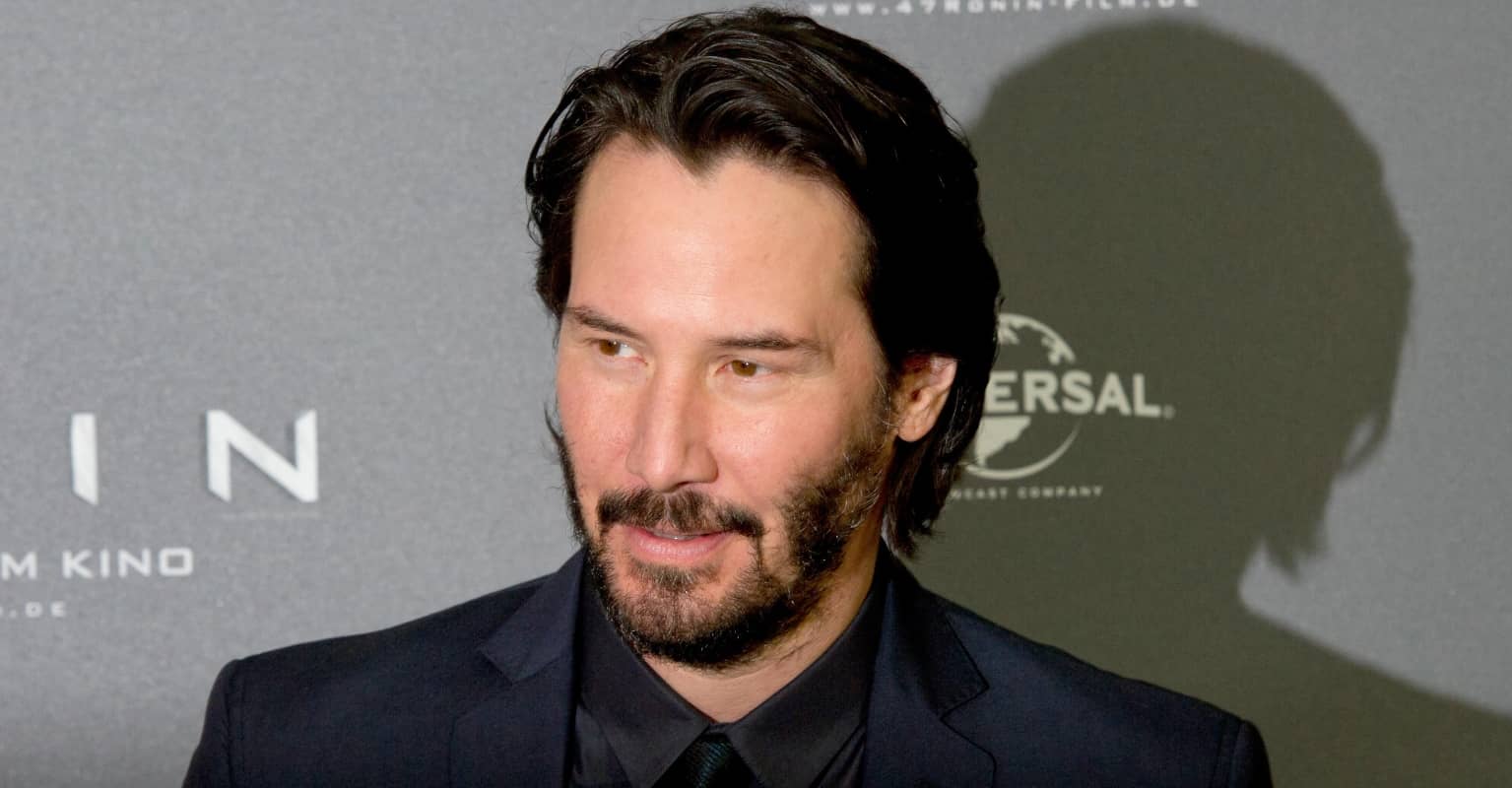 Keanu Reeves hailed as a 'gentleman' after dodging question about 'what girls he likes' in unearthed interview