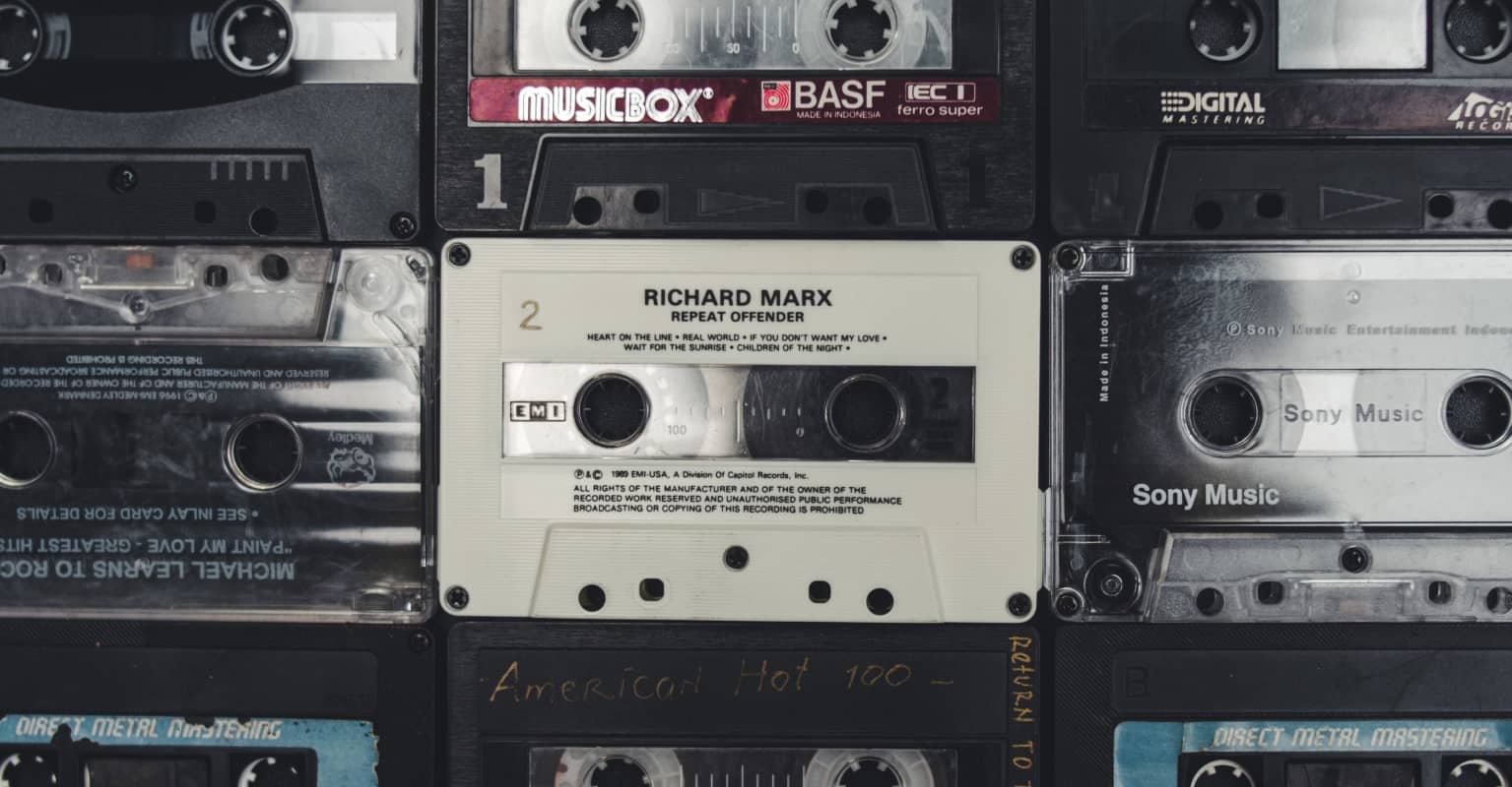 Teen divides internet as she struggles to work cassette tape player in viral TikTok video