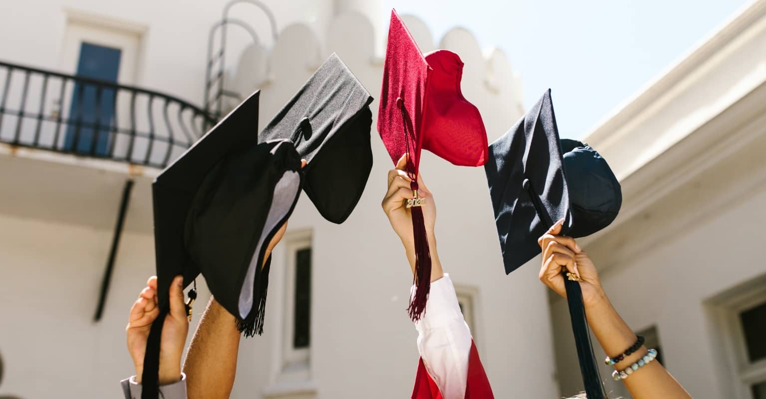 High school senior asks for $40K Harvard scholarship to go to student attending community college