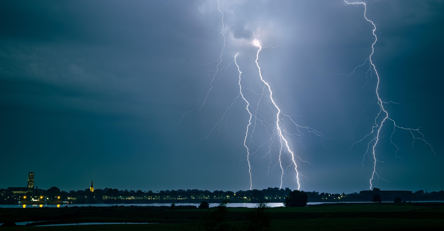 11 people die after being hit by lightning strike at popular tourist attraction