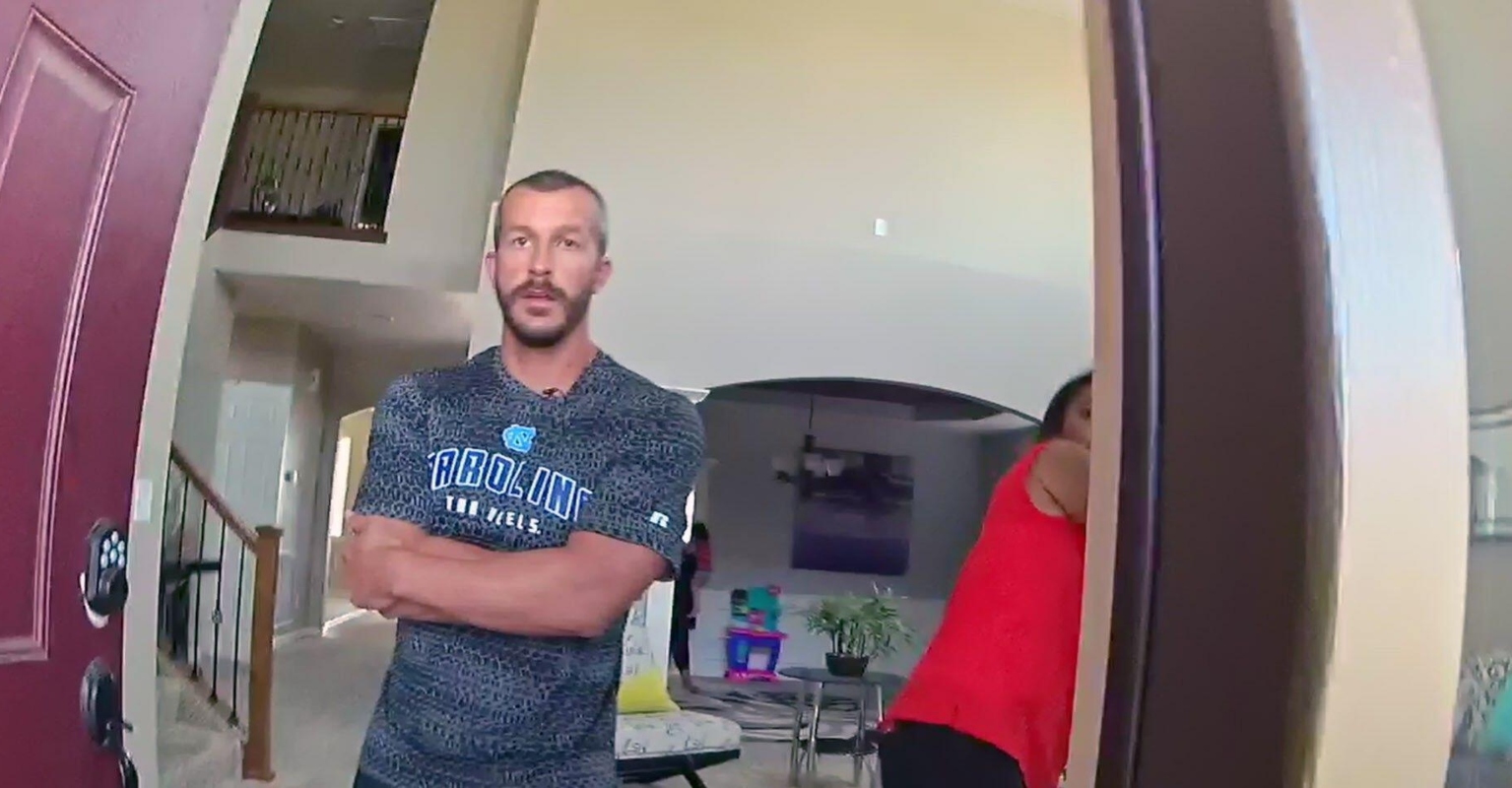 Woman who sent fan mail to convicted murderer Chris Watts discusses their 'intimate relationship'