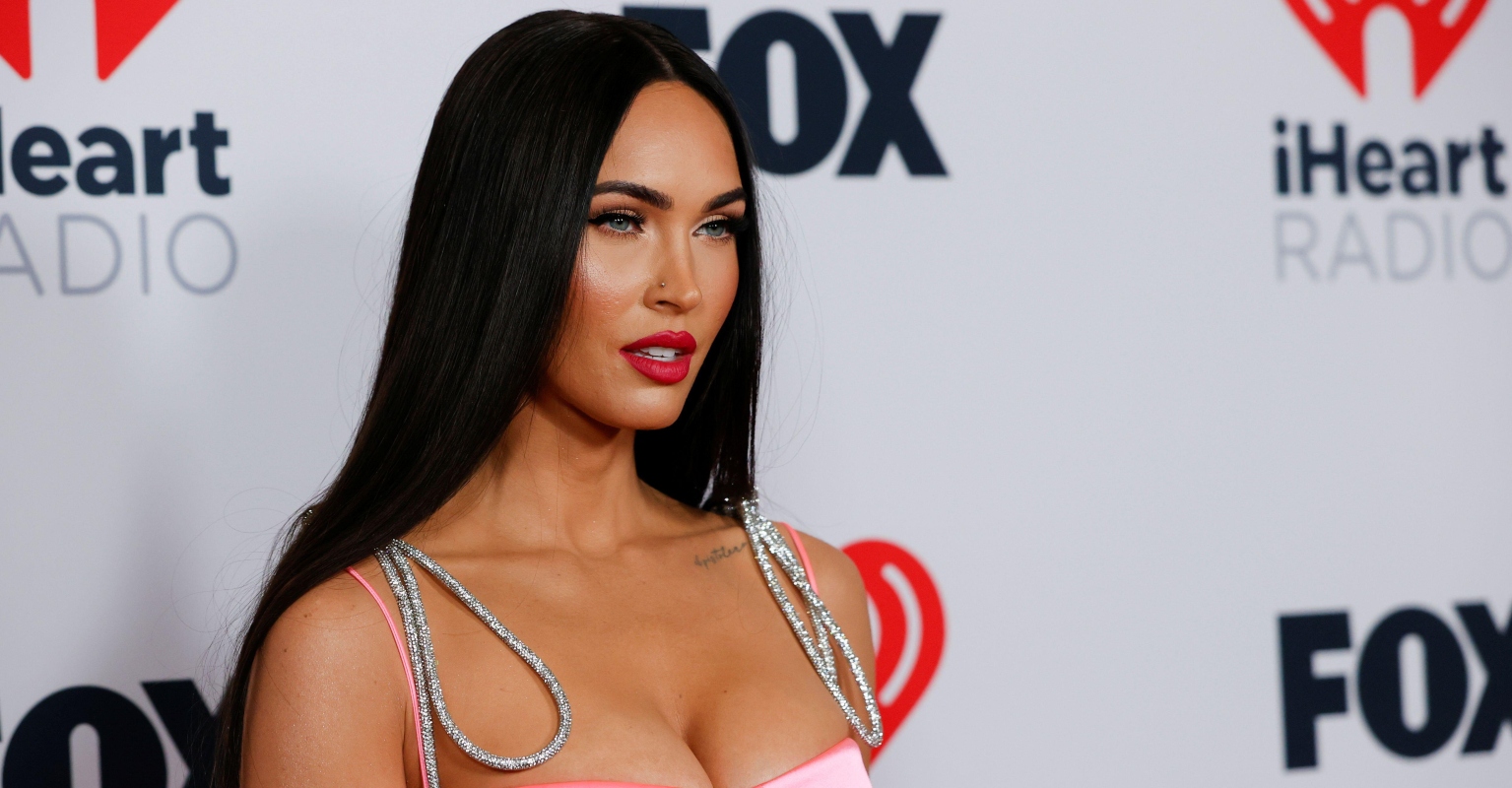 Megan Fox publicly hits on Victoria's Secret model Adriana Lima