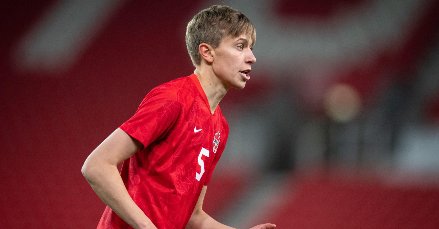 Canadian soccer player talks being the first openly trans athlete to compete in Tokyo: 'I feel proud'