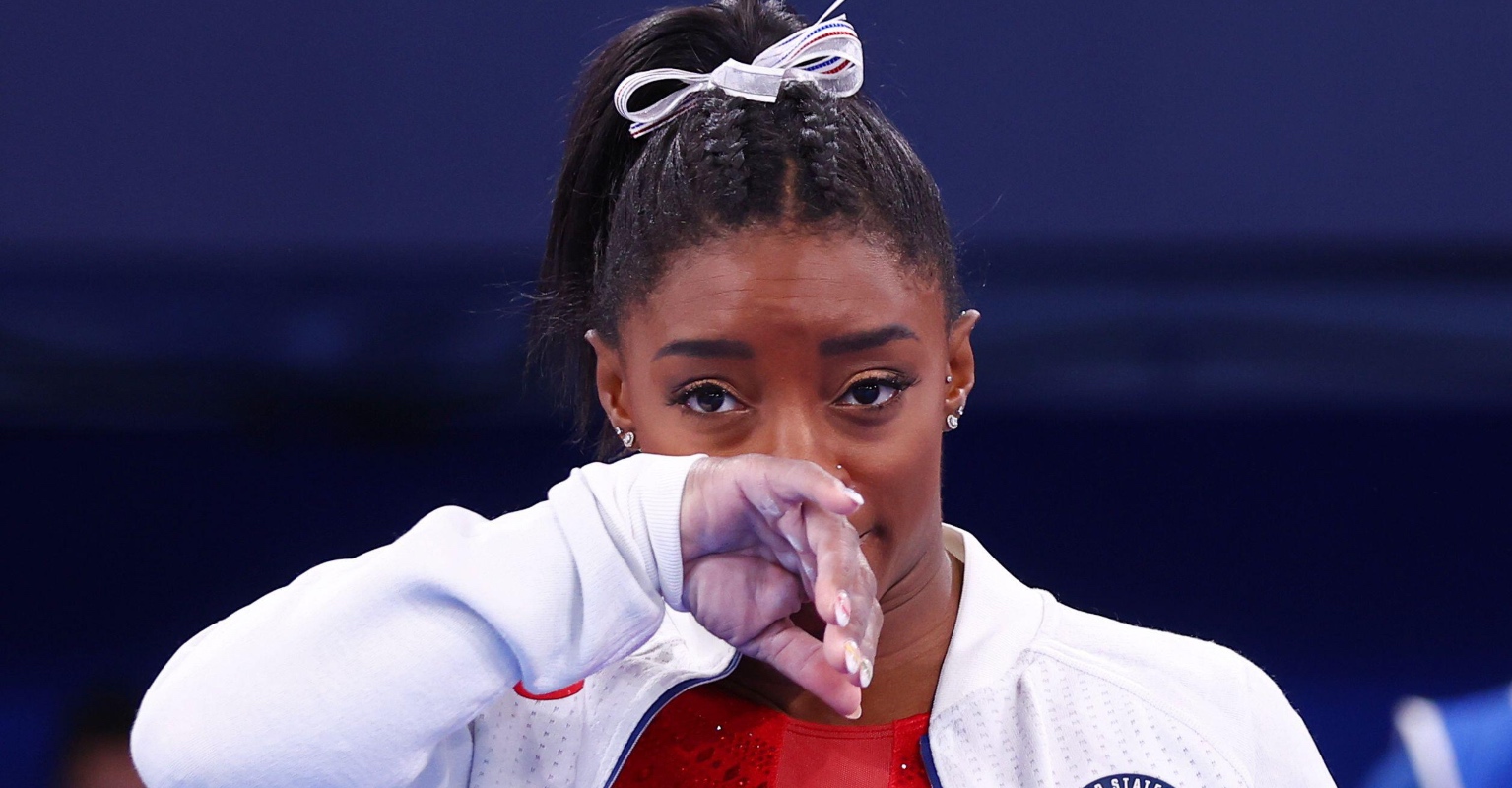 Simone Biles shares troubling video proving her case of the 'twisties' is still in full effect