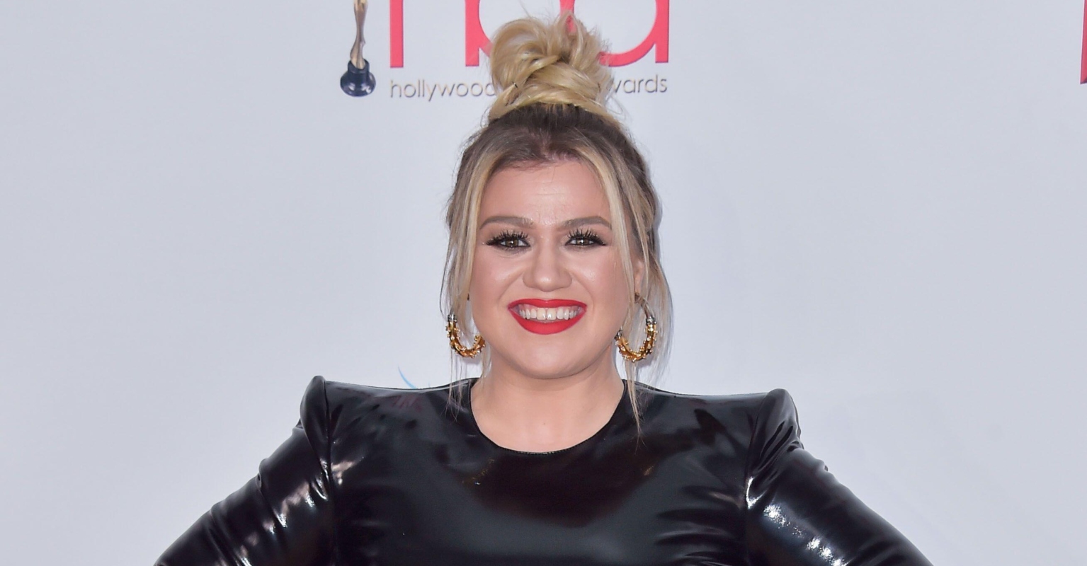 Kelly Clarkson settles divorce with Brandon Blackstock, will pay him over $1.3m and monthly support