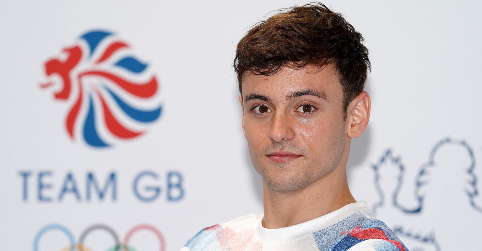 Tom Daley spotted knitting in Olympic stands and fans love it