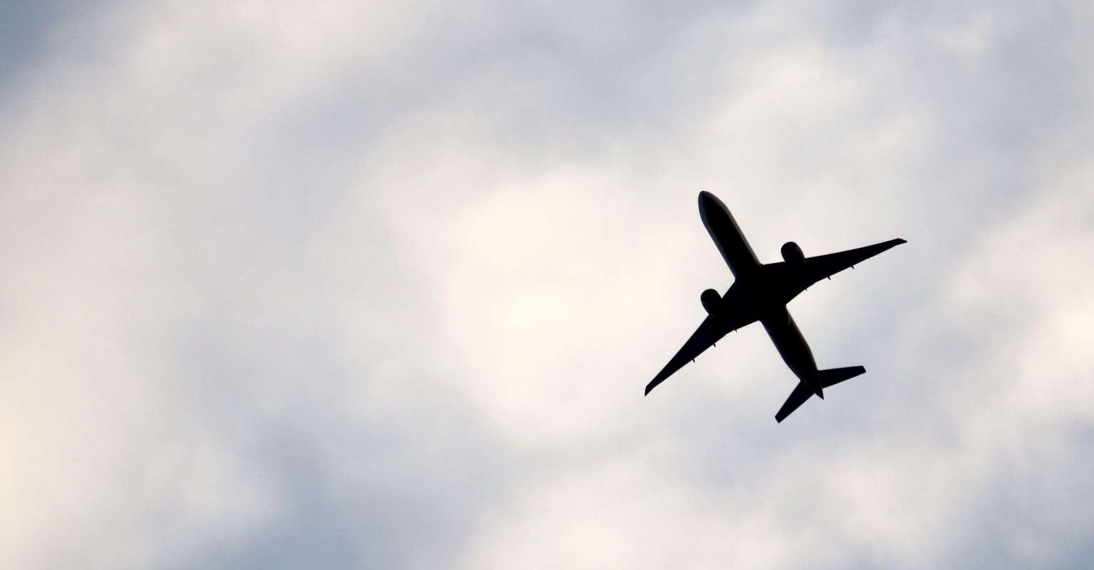 Man refuses to move for family of 6 during his second 10-hour flight of the day