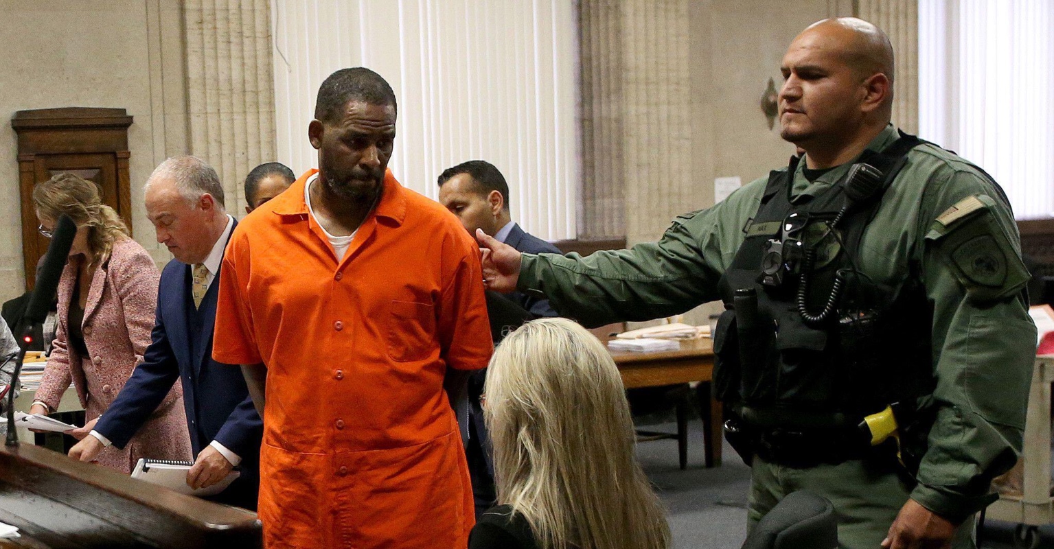 R. Kelly aide says he paid bribe for singer to marry then 15-year-old pop star Aaliyah