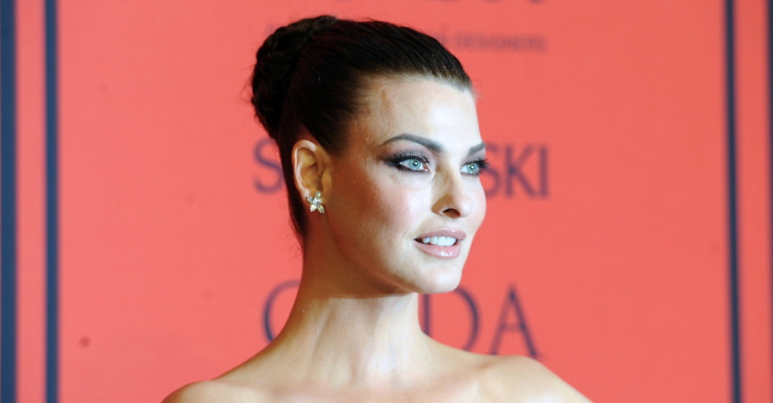 Supermodel Linda Evangelista claims cosmetic procedure left her 'brutally disfigured" and "permanently deformed"