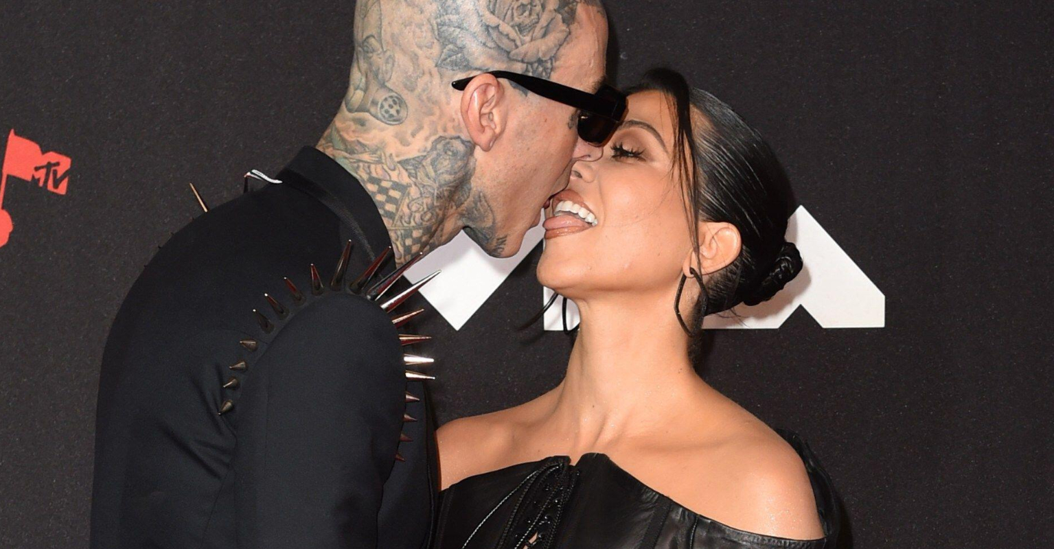 Travis Barker's savage response after troll mocks his PDAs with Kourtney Kardashian