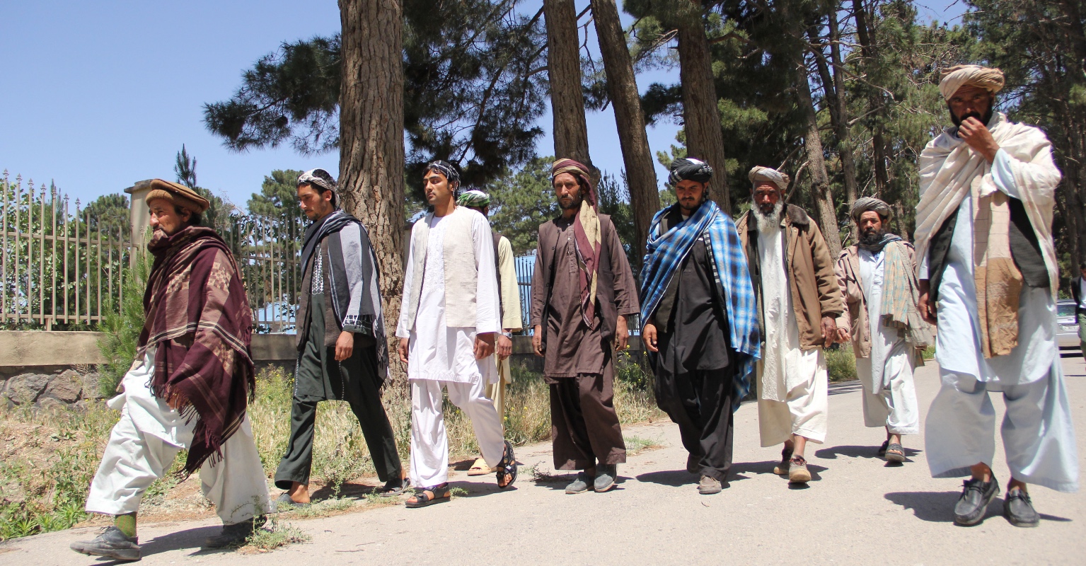 Taliban ban Afghan barbers from trimming men's beards and to 'stop following American styles'