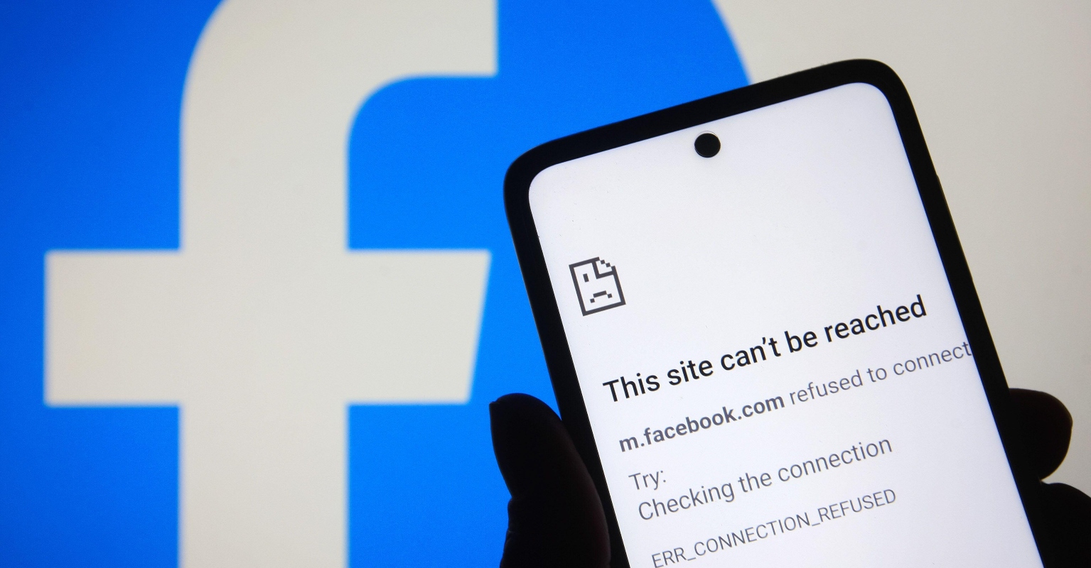 Facebook reveals what caused six-hour crash, Mark Zuckerberg apologizes