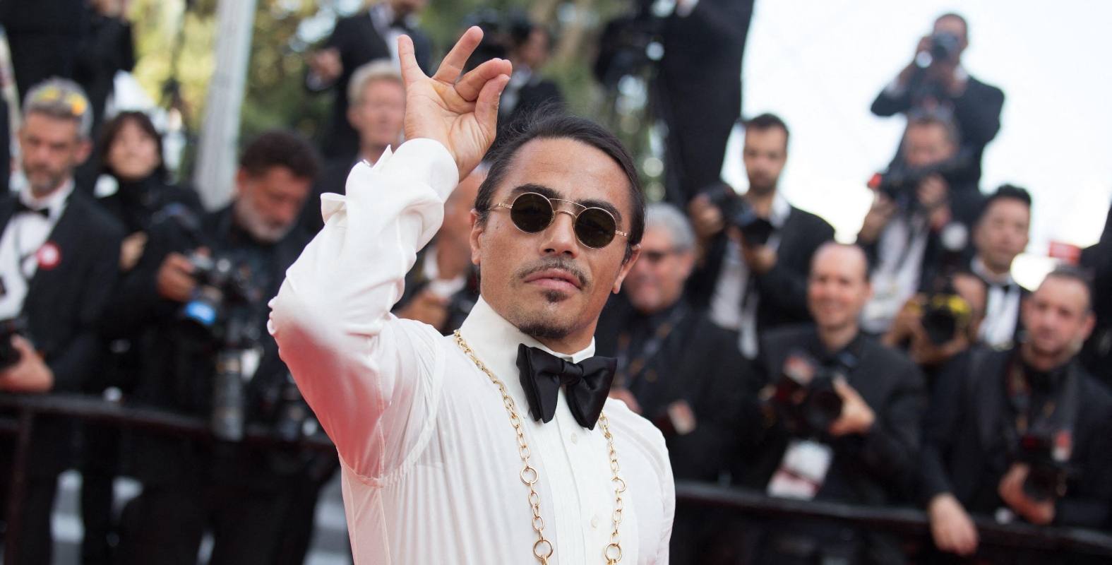 People are baffled after hearing Salt Bae speak for the first time