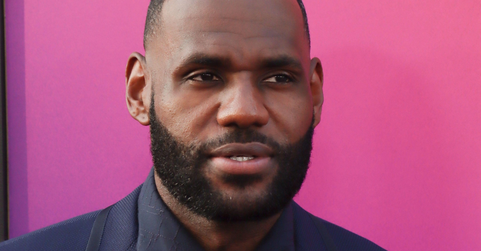 LeBron James fined $15,000 for obscene gesture on the court