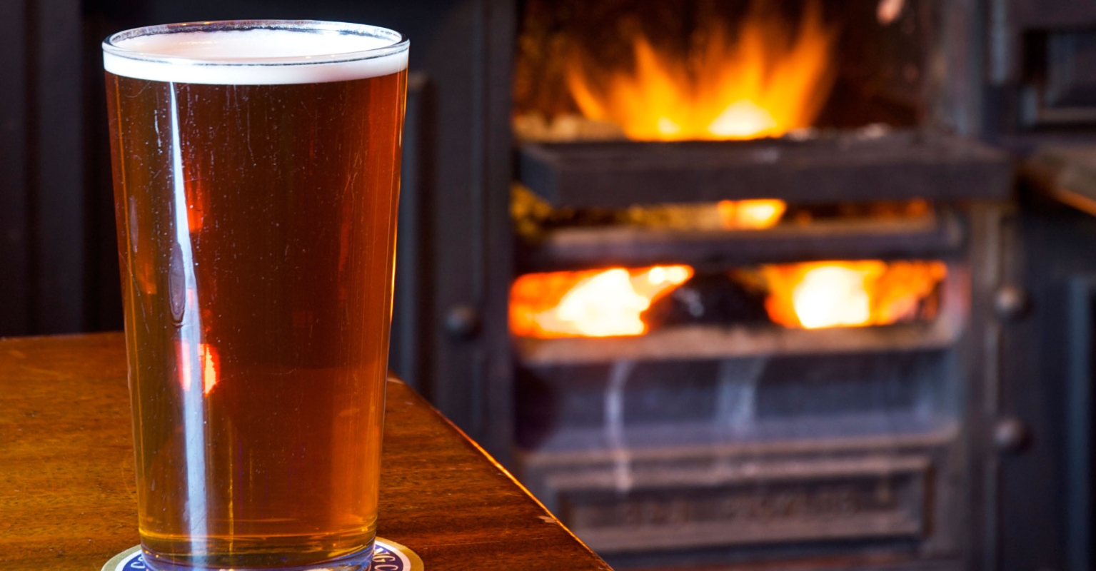 Snowstorm traps 50 people in remote British pub with Oasis cover band for 3 days