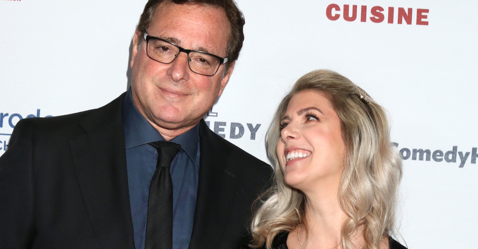 Kelly Rizzo says the 'world will never be the same' after death of 'incredible husband' Bob Saget