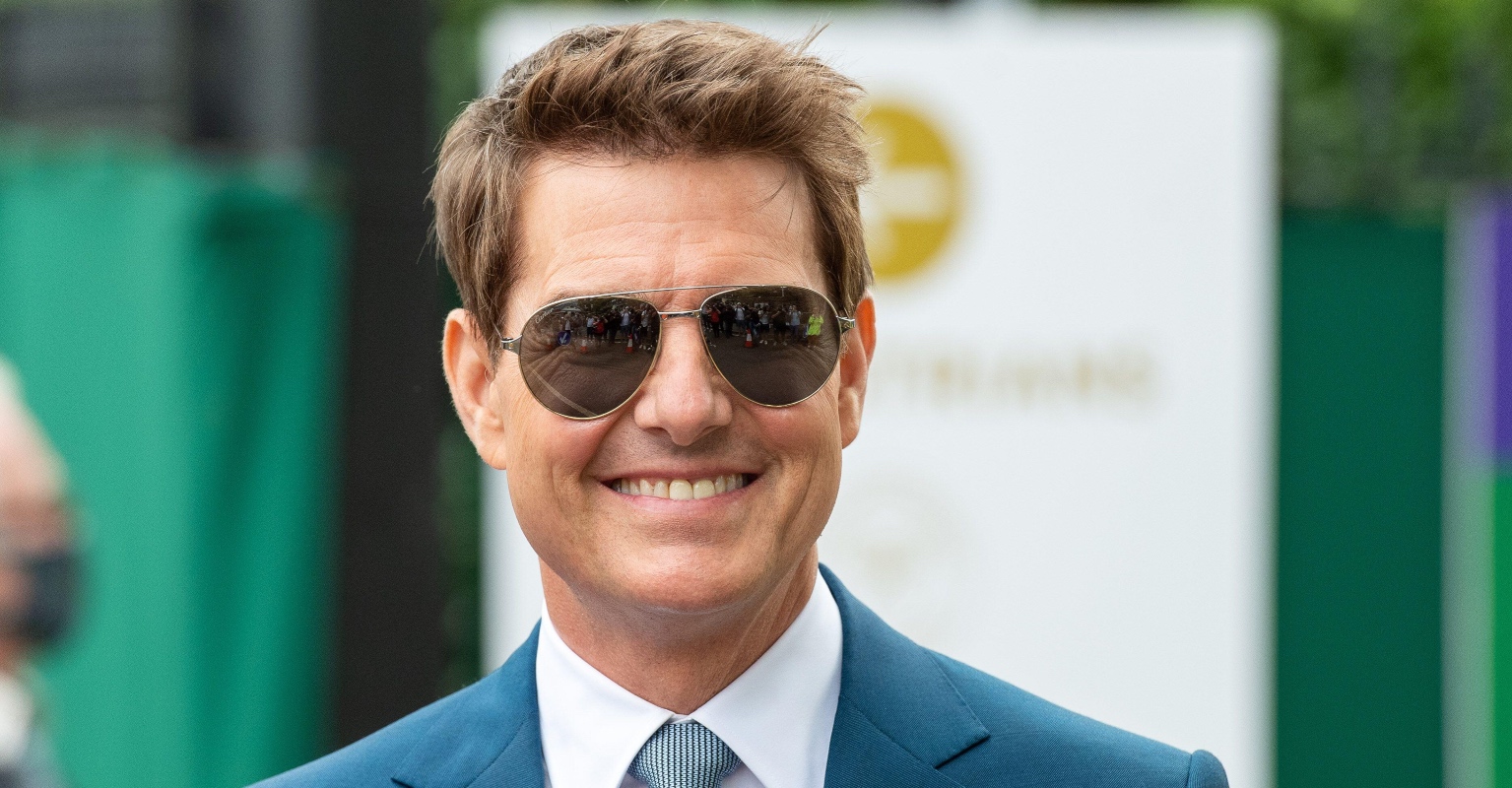Tom Cruise's former manager recalls him refusing to speak to waitress because he was 'still in character'