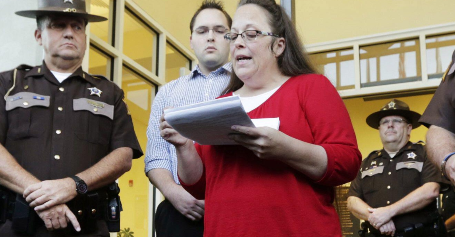 Former Kentucky Clerk who denied same-sex marriage couples licenses violated rights, judge rules