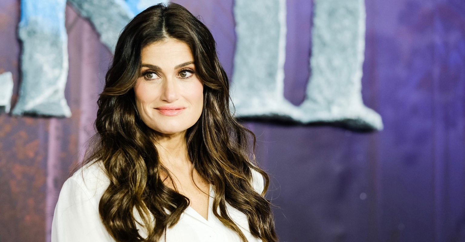 Idina Menzel responds Ukrainian girl singing 'Let It Go' in bunker shelter