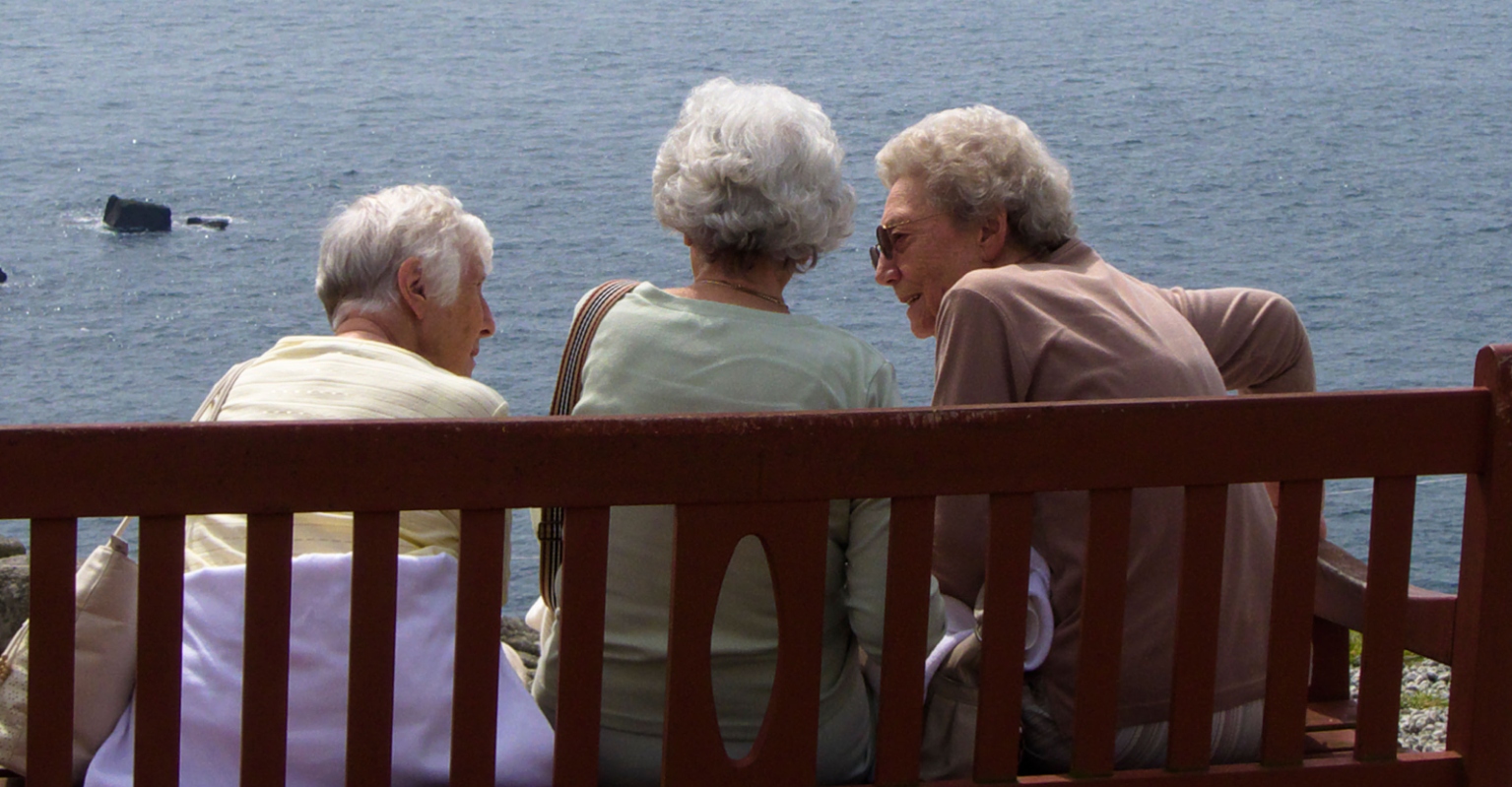 Woman, 100, celebrates birthday with older sisters who are 102 and 104