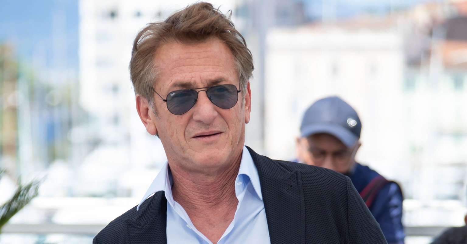 Sean Penn says he has fled Ukraine by walking to Poland