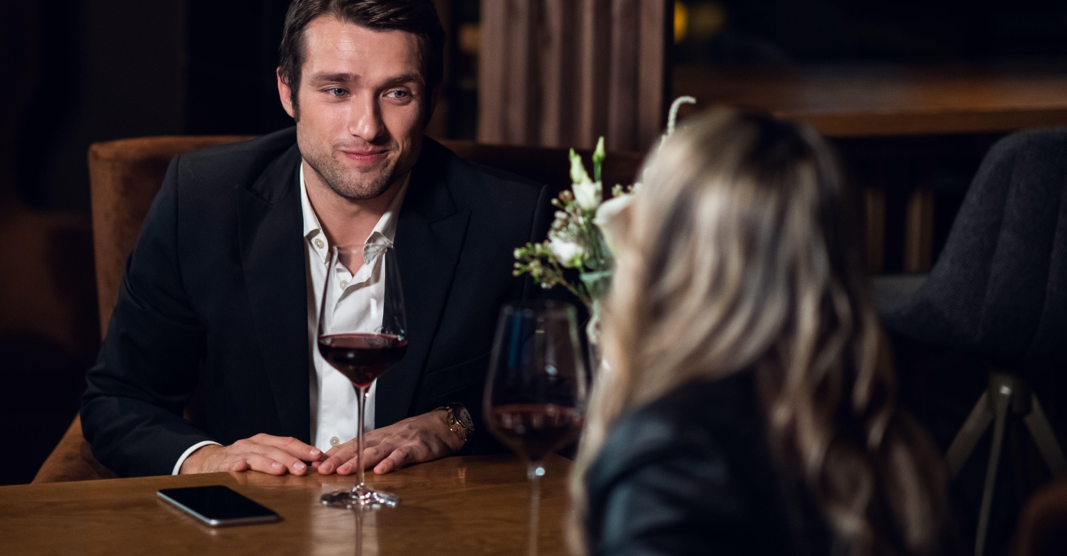 Divorce lawyer explains why men should 'always' pay on first dates, sparking debate