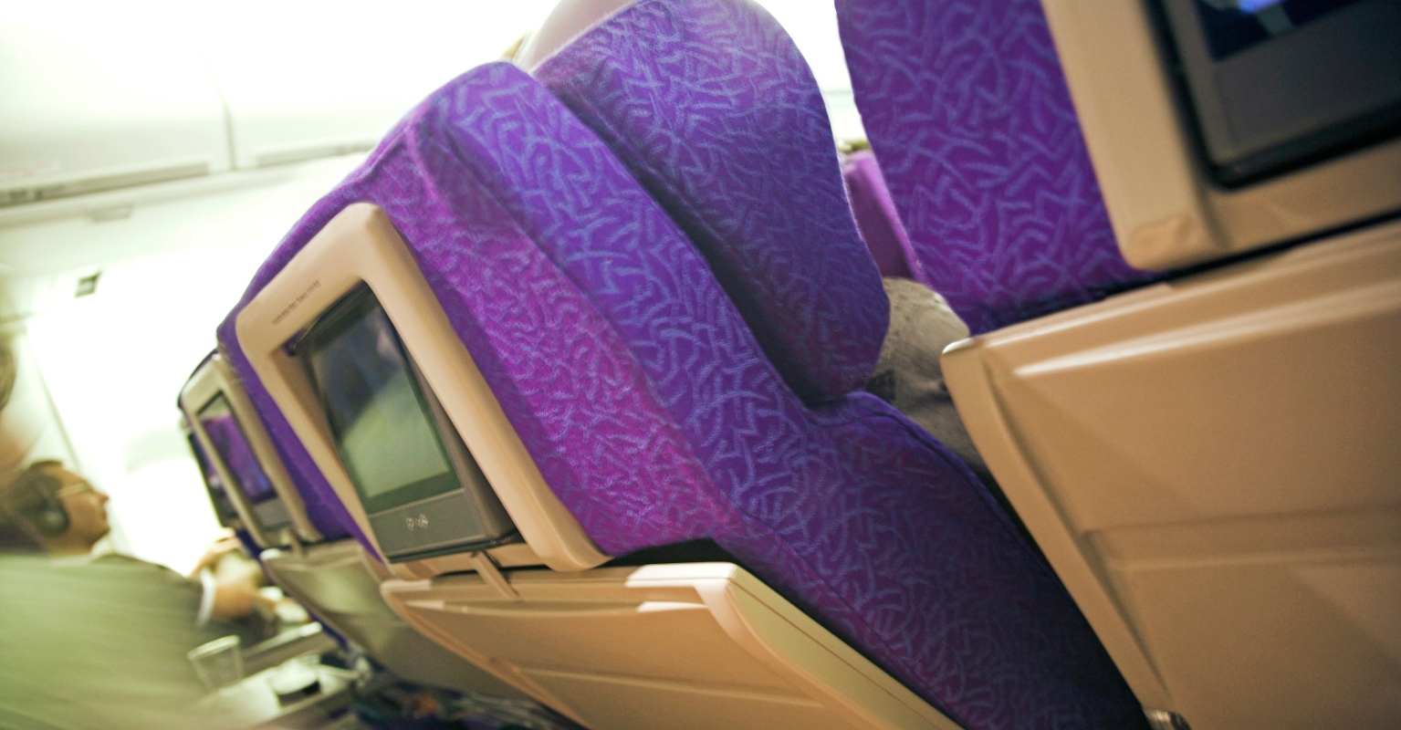 Mom sparks debate after fellow passenger refused to let her recline her seat on flight