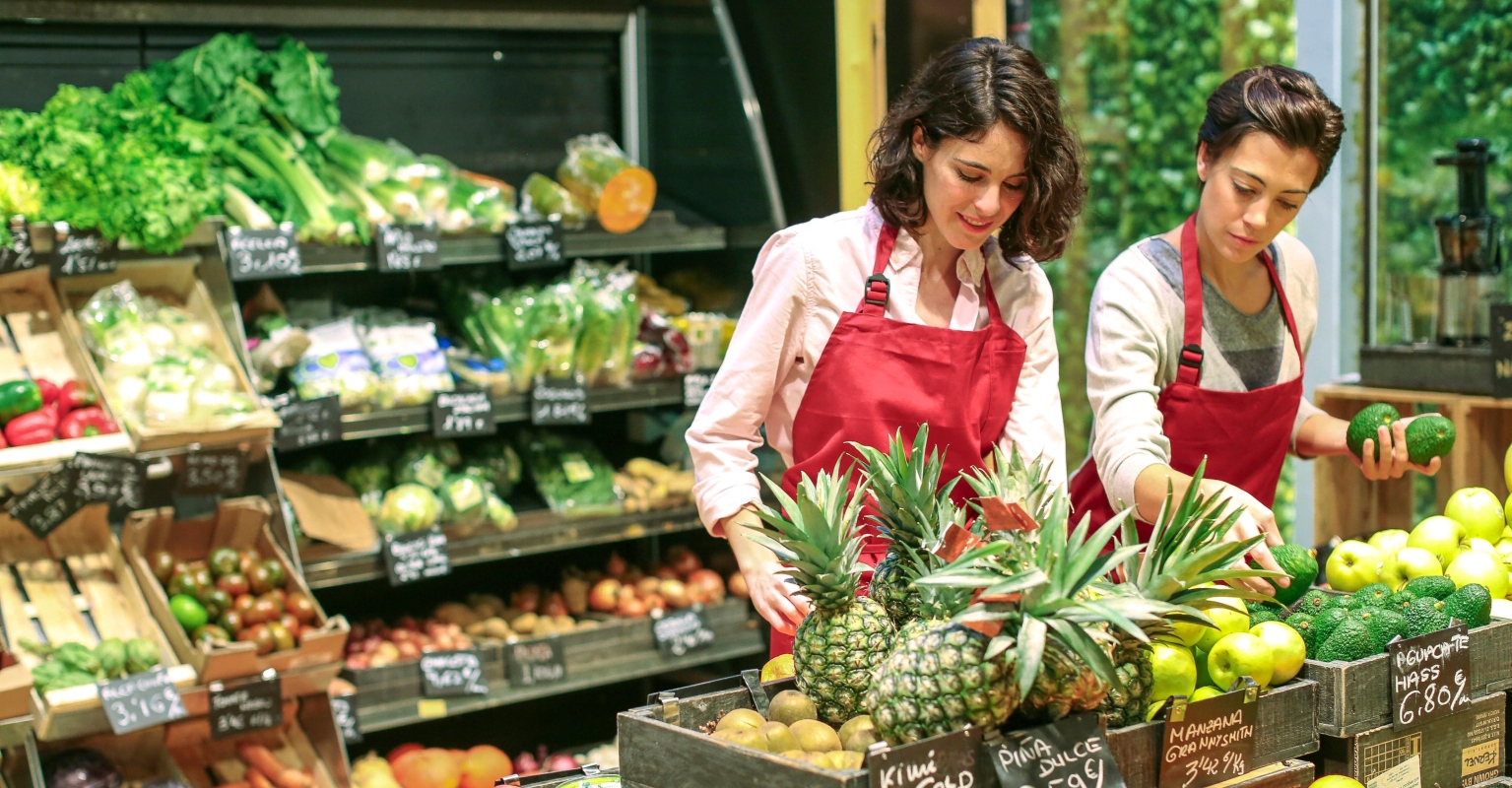 Woman accuses grocery store of 'prejudice' after she's thrown out for 'inappropriate' outfit