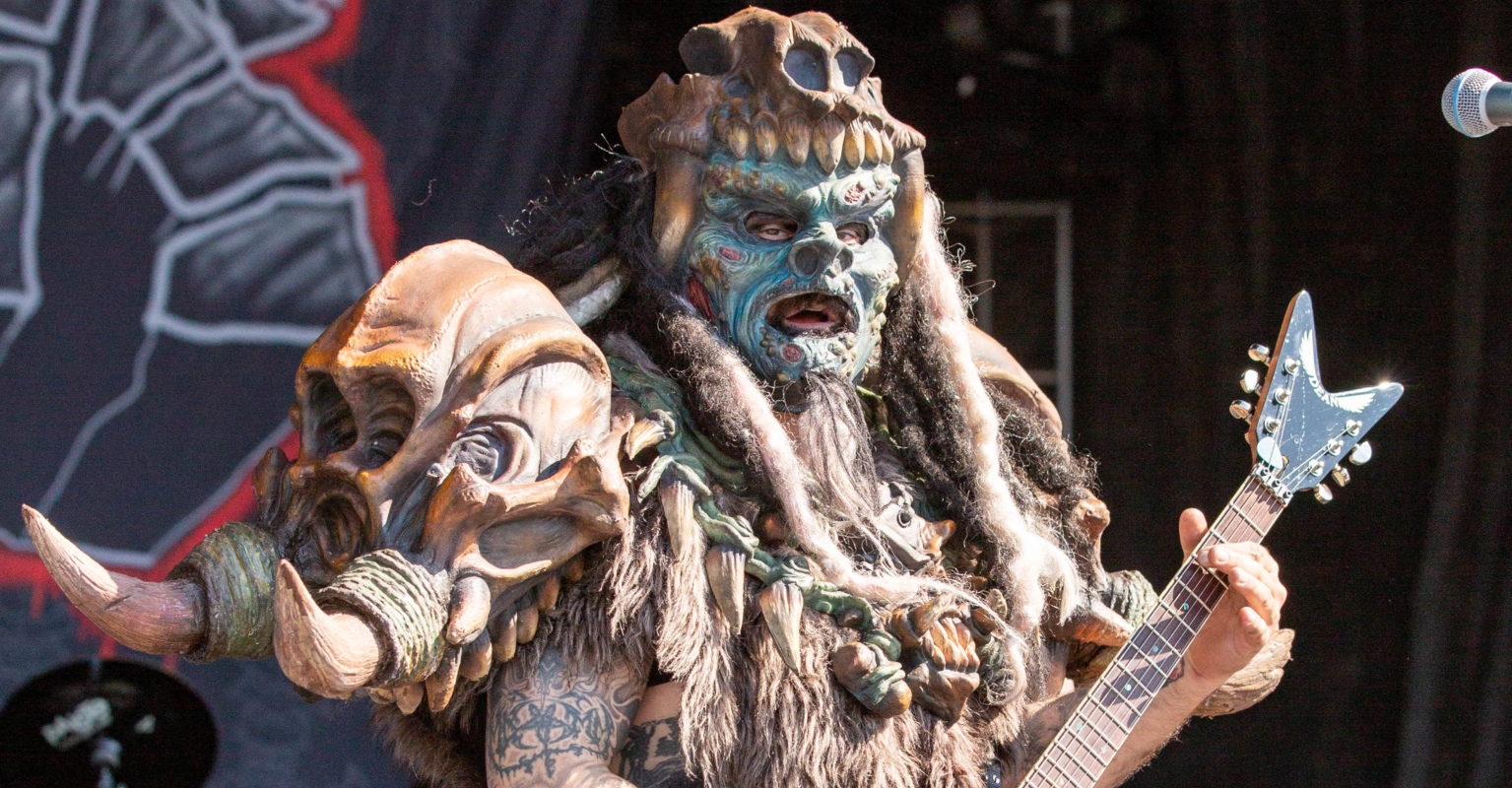 Heavy metal band showers audience with fake blood