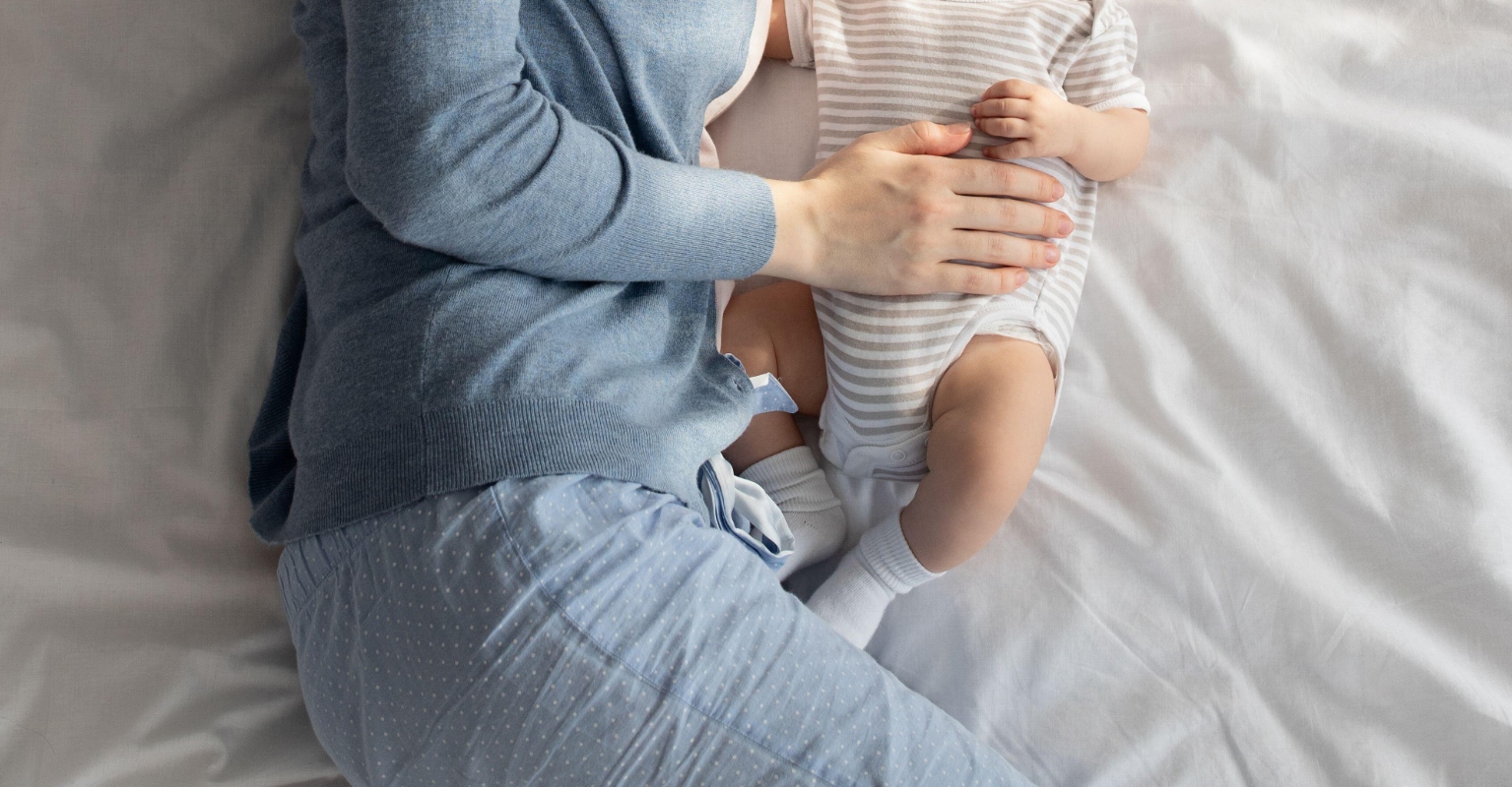 Ohio mom charged with manslaughter after second child dies after co-sleeping