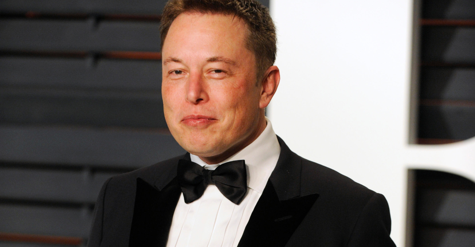 Elon Musk's ex-girlfriend makes $165,000 after auctioning his old photos