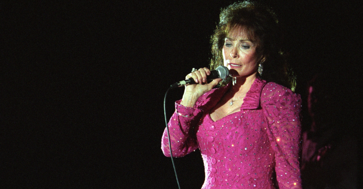 Music legend Loretta Lynn has died at the age of 90