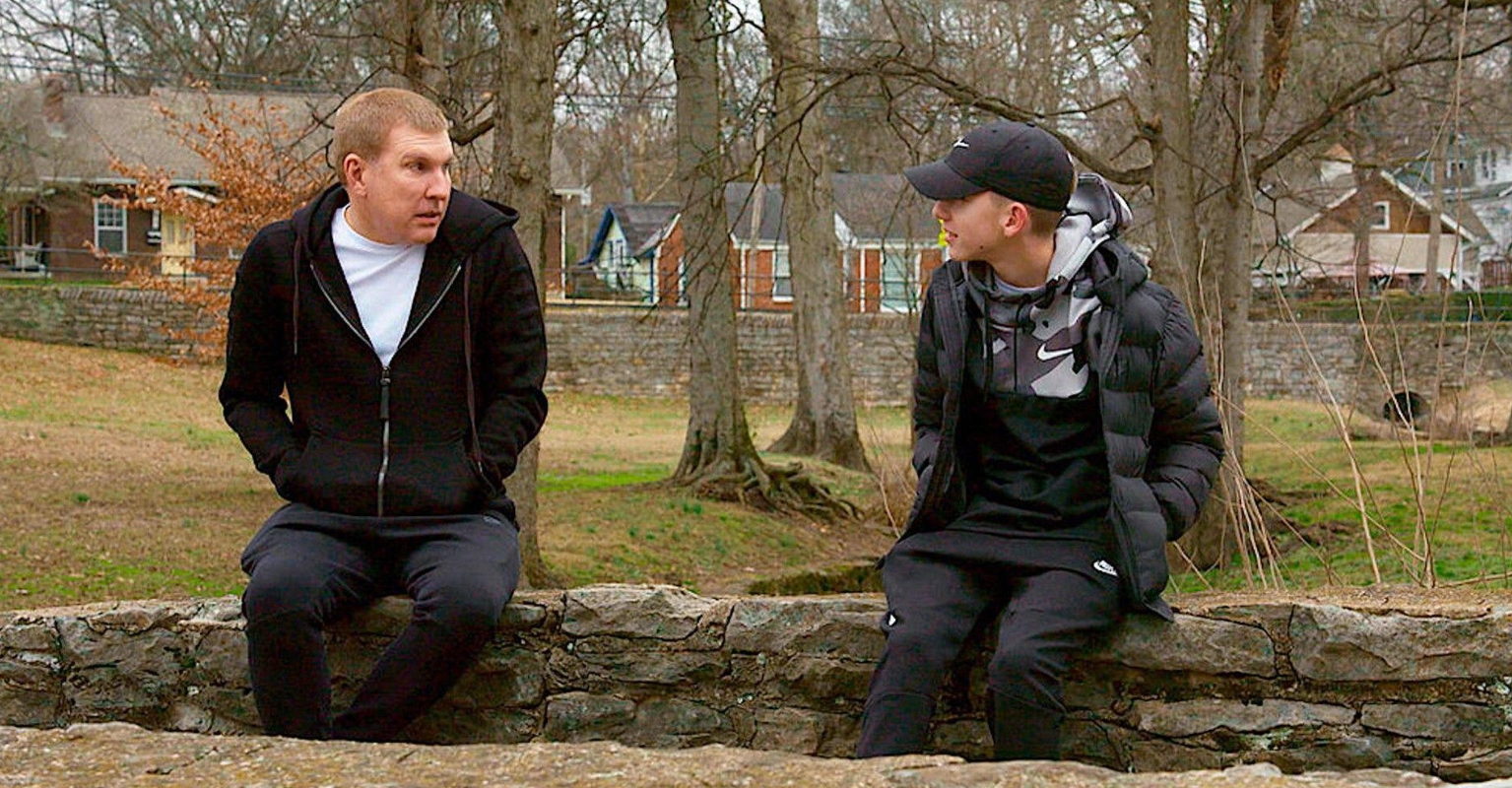 'Chrisley Knows Best' star Grayson, 16, rushed to hospital after car accident