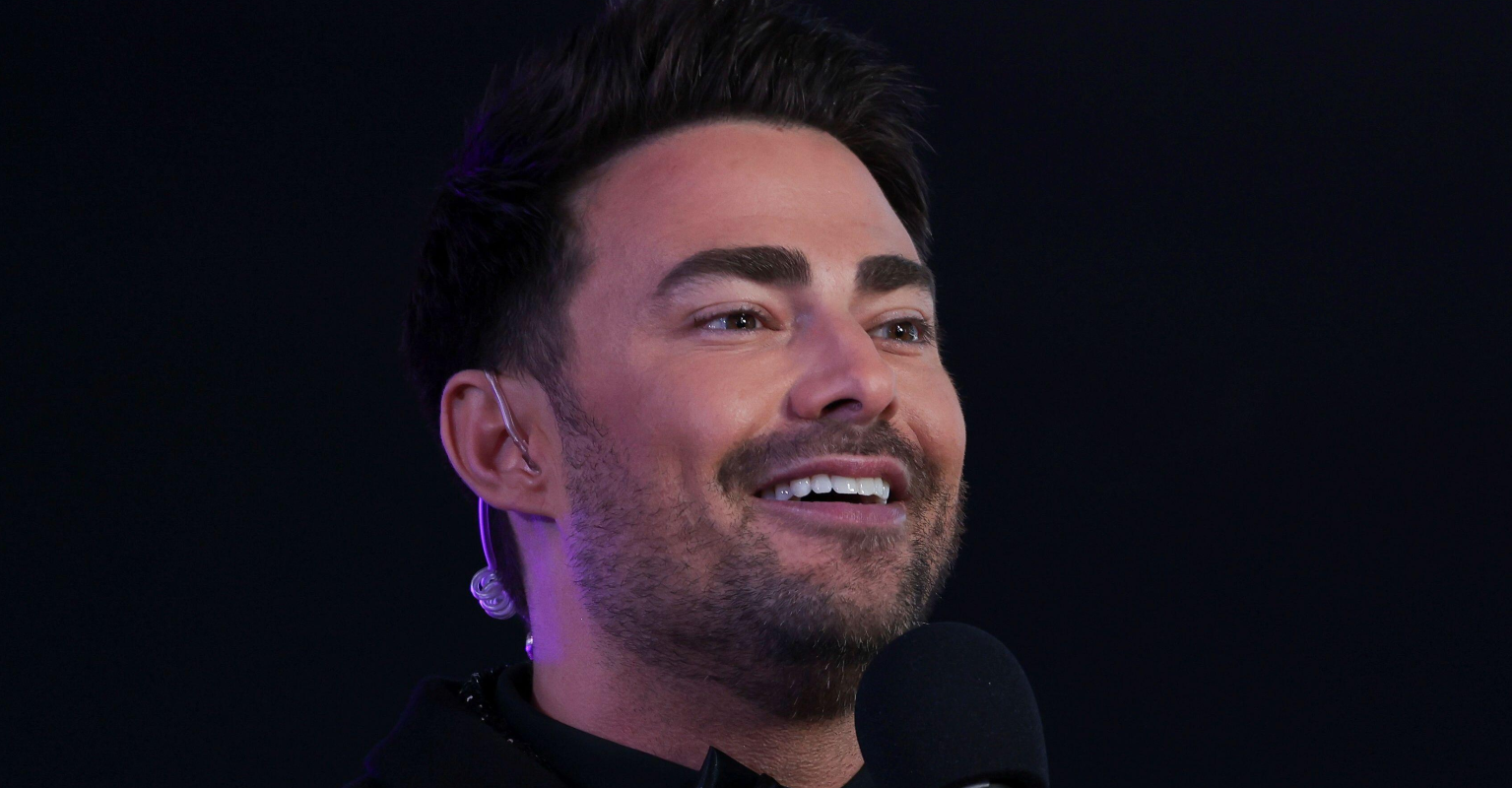 Jonathan Bennett reacts to Candace Cameron Bure's 'traditional marriage' remarks