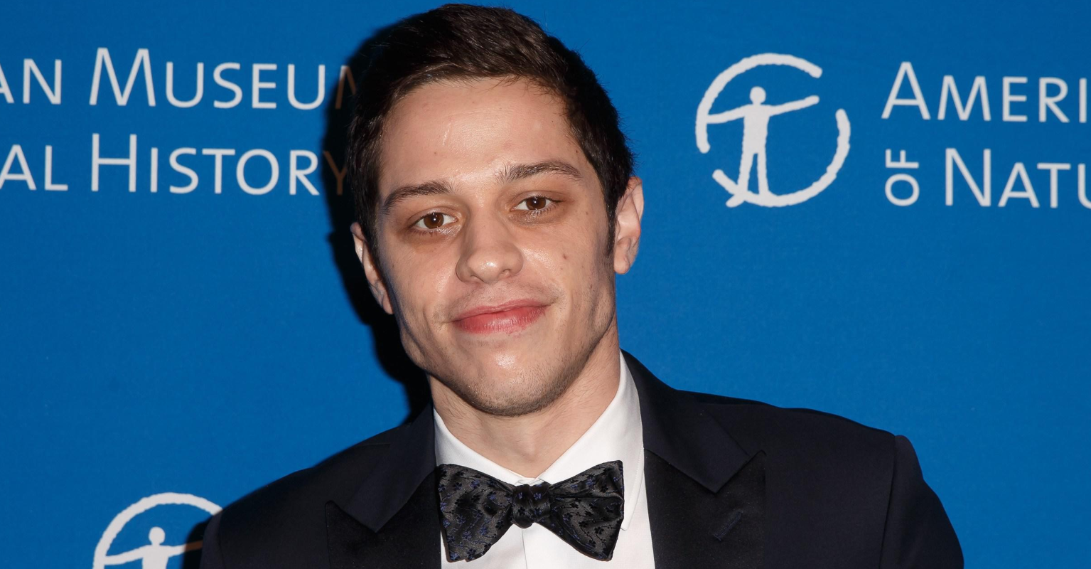 ‪Dionne Warwick declares she'll be dating Pete Davidson next ‬