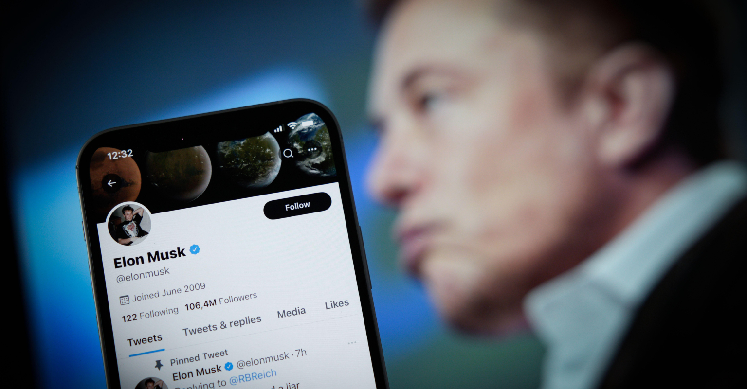 Elon Musk gives Twitter staff two days to decide whether they want to stay