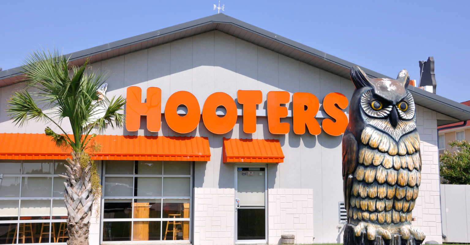 Hooters girl turned TikTok star dies at 21 as tributes pour in