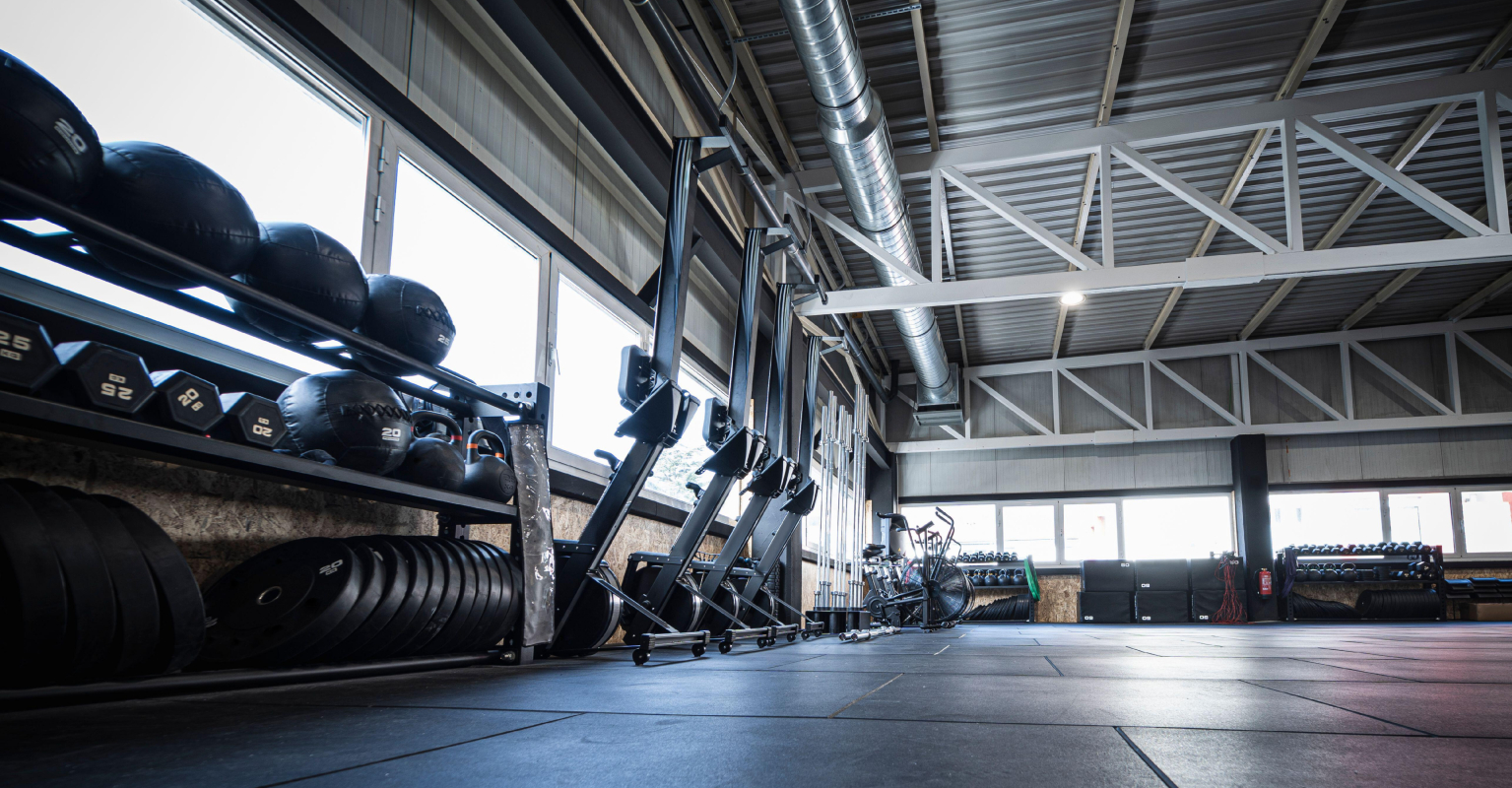 Woman suddenly collapses and dies while working out at gym