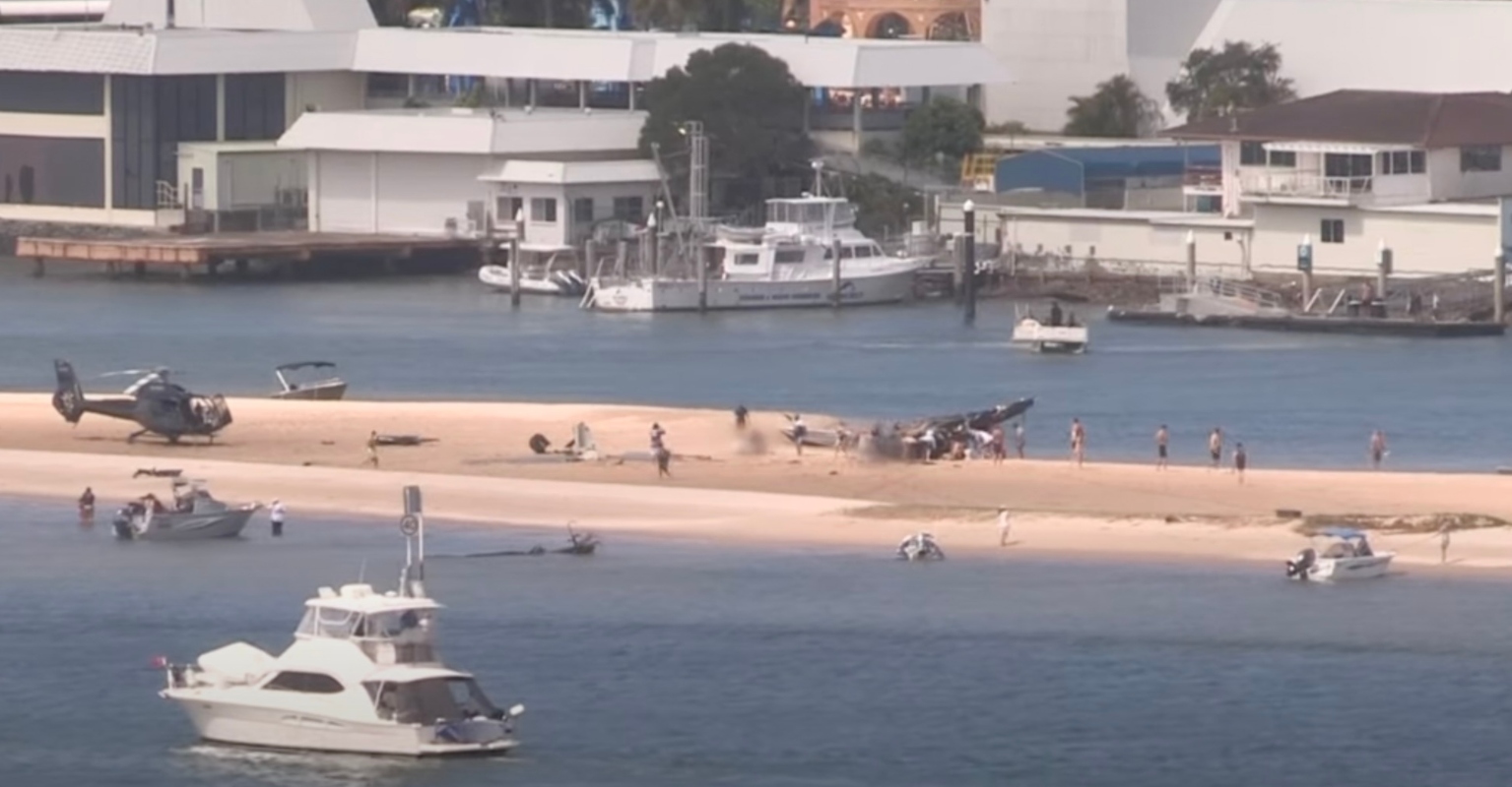Pilot tapped on shoulder just moments before fatal helicopter crash kills 4