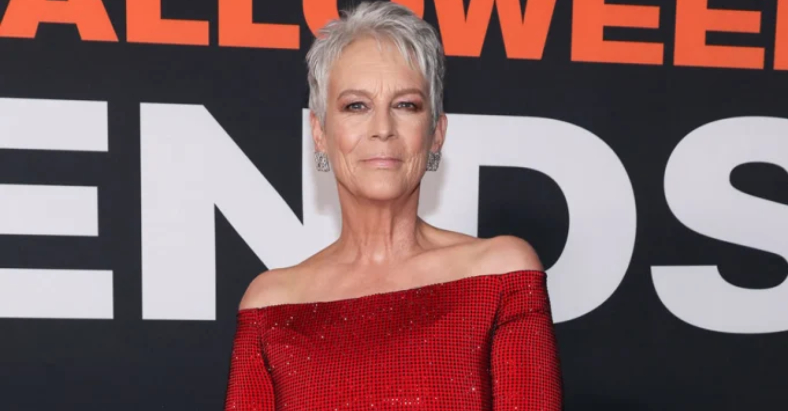 Fans hail Jamie Lee Curtis a 'goddess' as she poses for Vogue